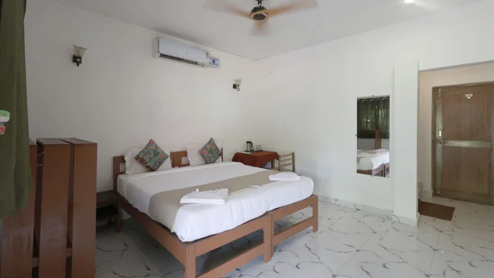Deluxe room at Tadoba Safari Stay Resort