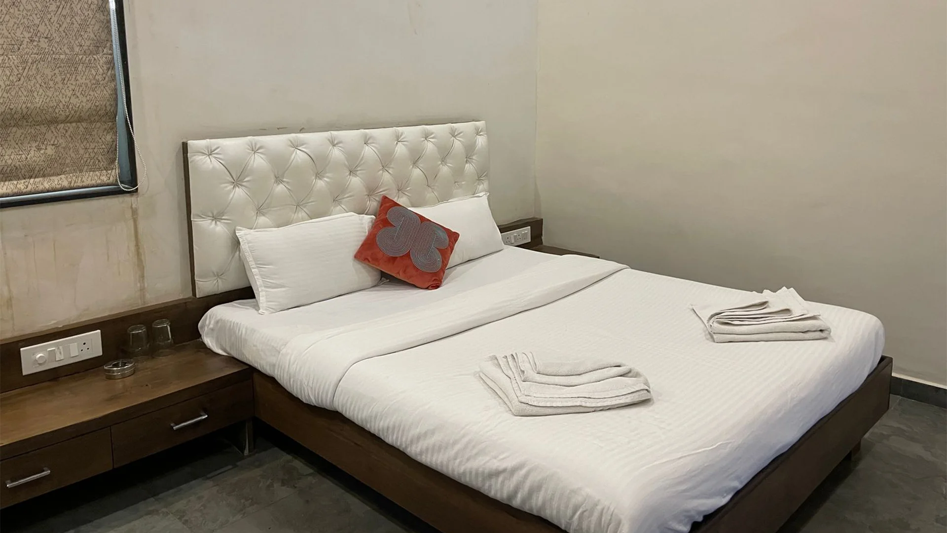 Room Gallery Image